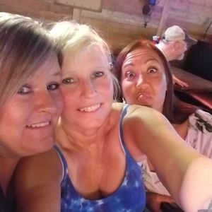 Meet your Posher, Joni